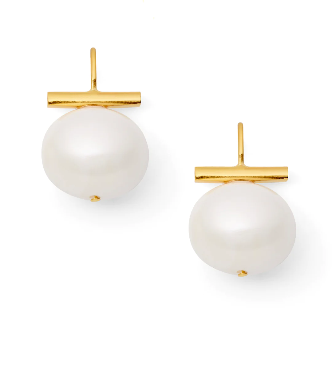 This pair of handmade Pebble White Pearl Medium Earrings features a 13 X 16mm pebble pearl and a secure hypoallergenic rubber back. The overall length is 7/8” and the earrings have a polished 14 karat gold over brass finish.